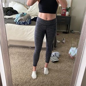 Cropped lululemon leggings